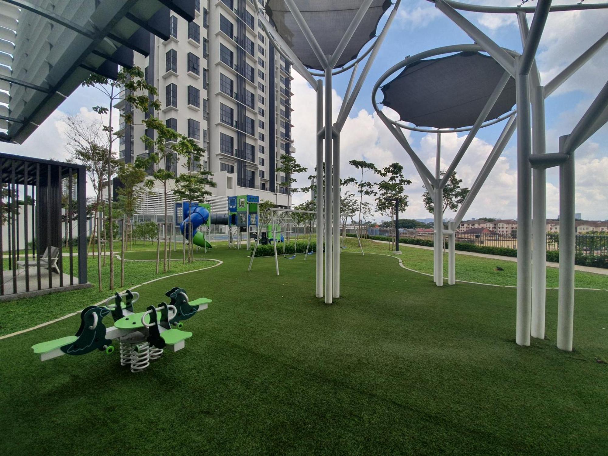 Highpark Suites At Petaling Jaya, Kelana Jaya By Plush Luaran gambar